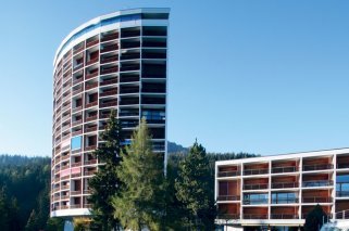 La tour "Super Crans" à Crans-Montana.